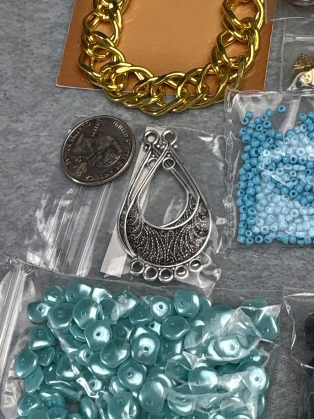 Assorted Beads & Charms Jewelry Making Kit Chain Jewelry Findings